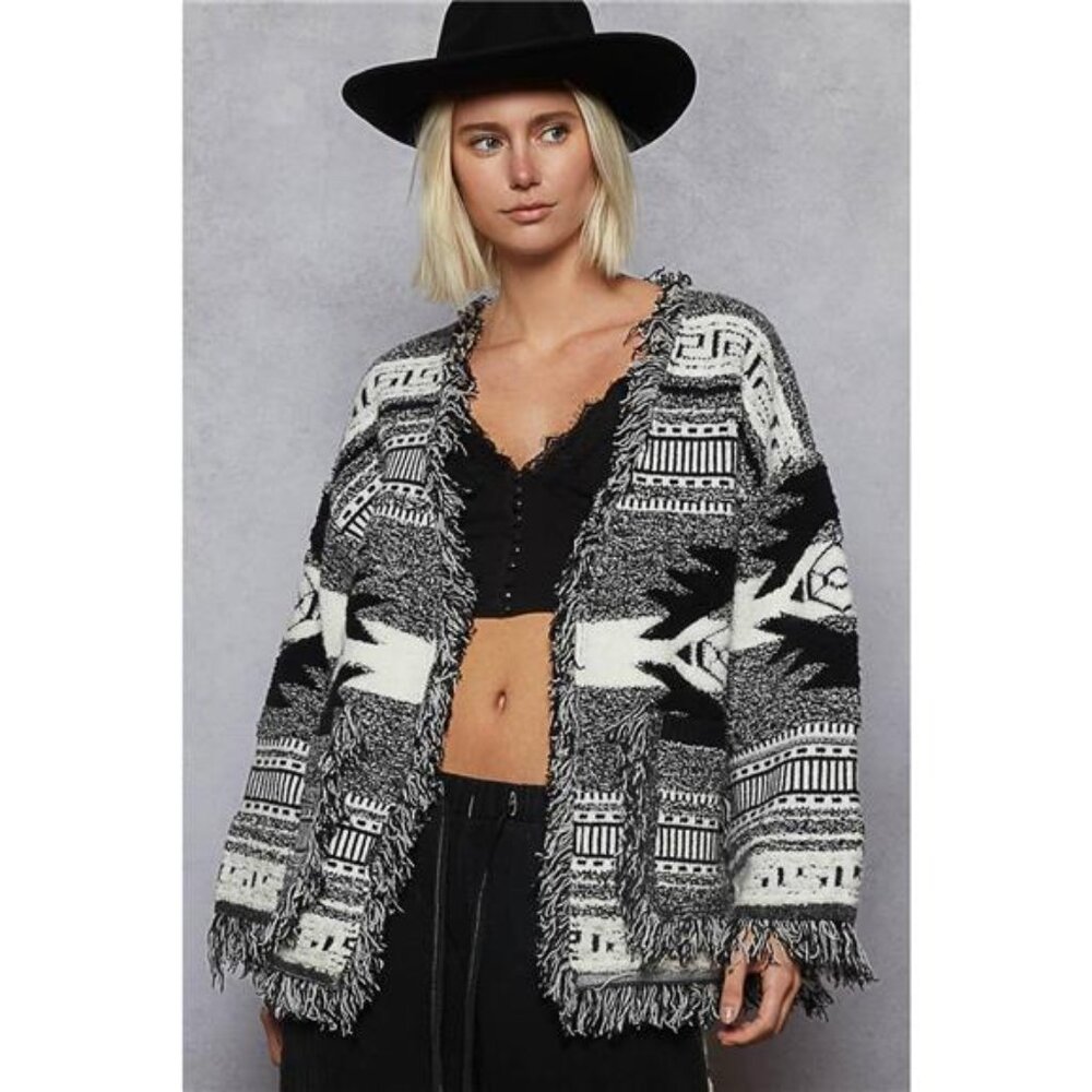 POL Open Front Geometric Print Cardigan‎ with Fringe Detail - Picture 2 of 5